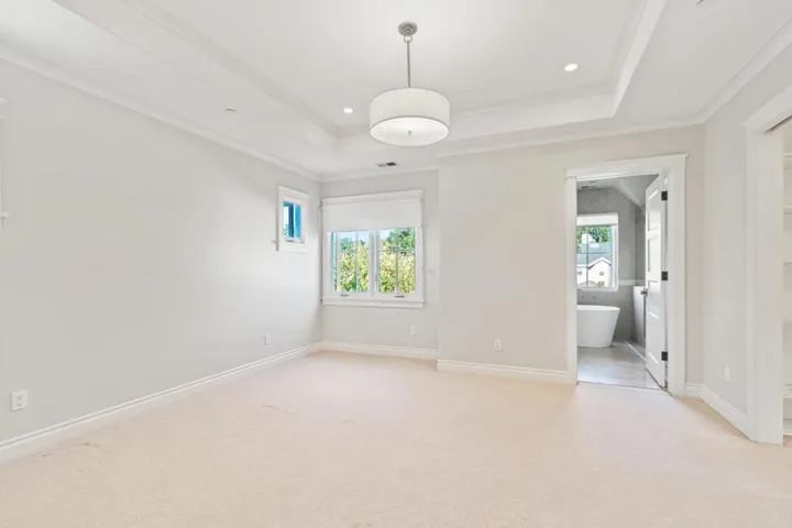 240 University Drive, Menlo Park, California 94025