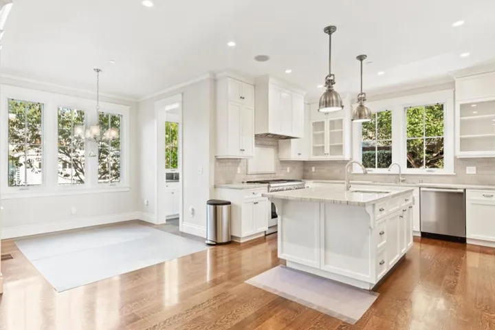 240 University Drive, Menlo Park, California 94025