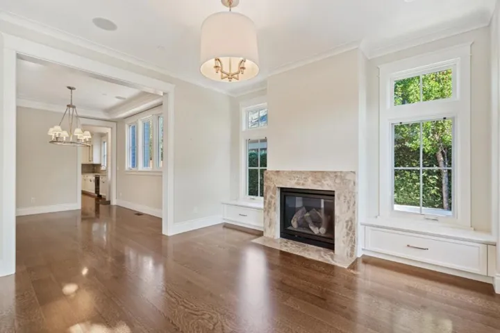 240 University Drive, Menlo Park, California 94025
