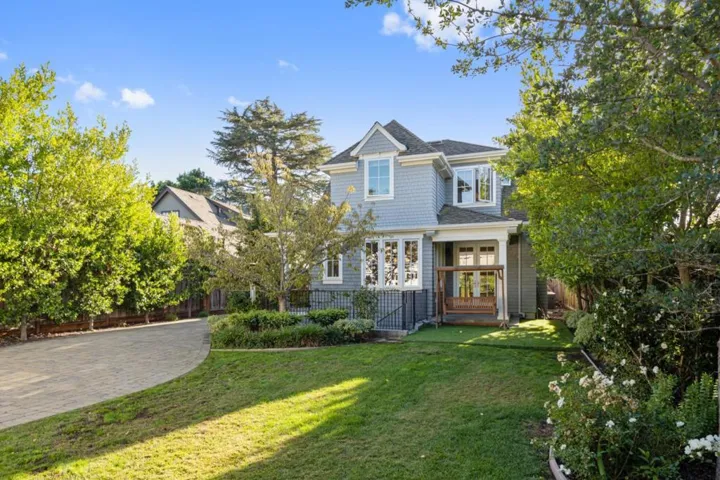 240 University Drive, Menlo Park, California 94025