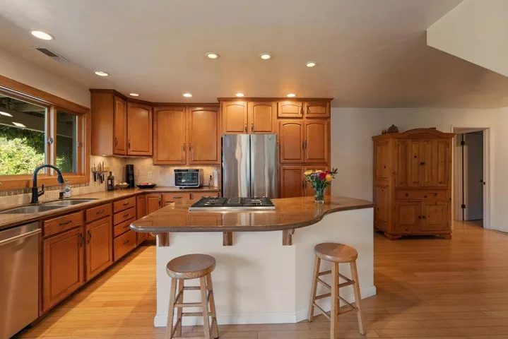 4760 Soquel Creek Road, Soquel, California 95073