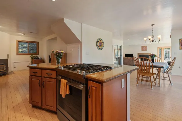 4760 Soquel Creek Road, Soquel, California 95073