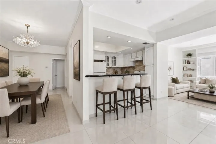 1338 Amherst 102, Los Angeles, California 90025