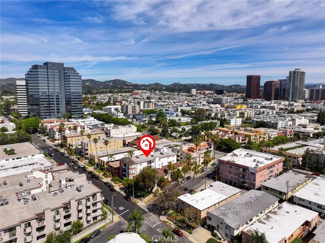 1338 Amherst 102, Los Angeles, California 90025