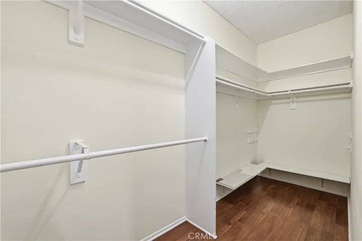 1338 Amherst 102, Los Angeles, California 90025