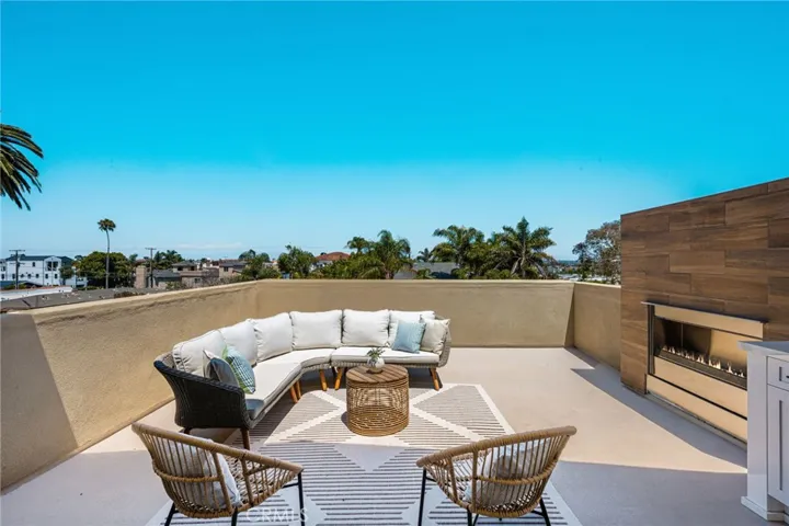 603 Delaware Street, Huntington Beach, California 92648