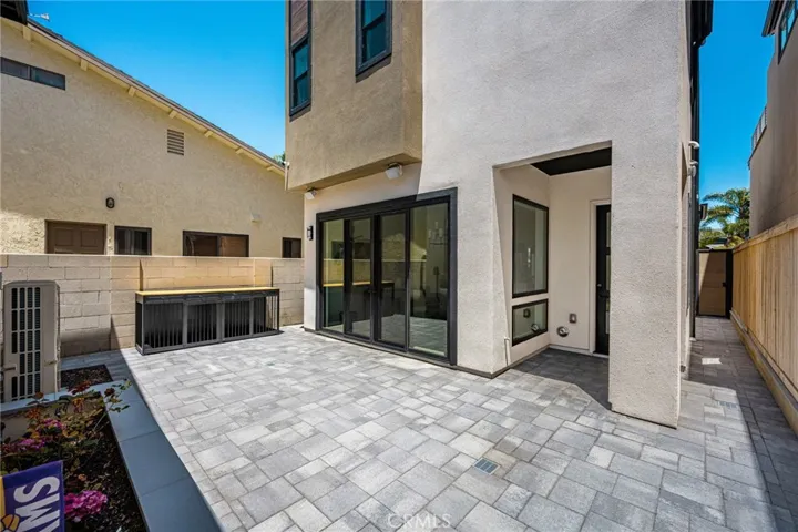 603 Delaware Street, Huntington Beach, California 92648