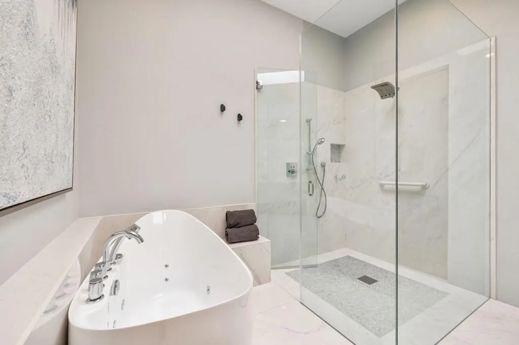 55-web-or-mls-8M4A4546