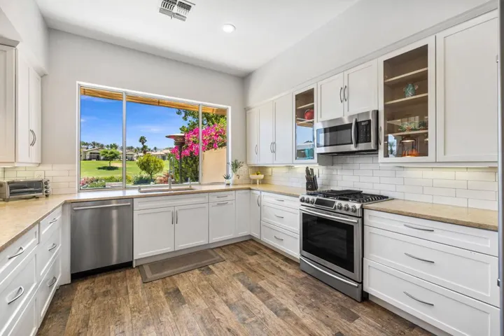 43-web-or-mls-8M4A4607