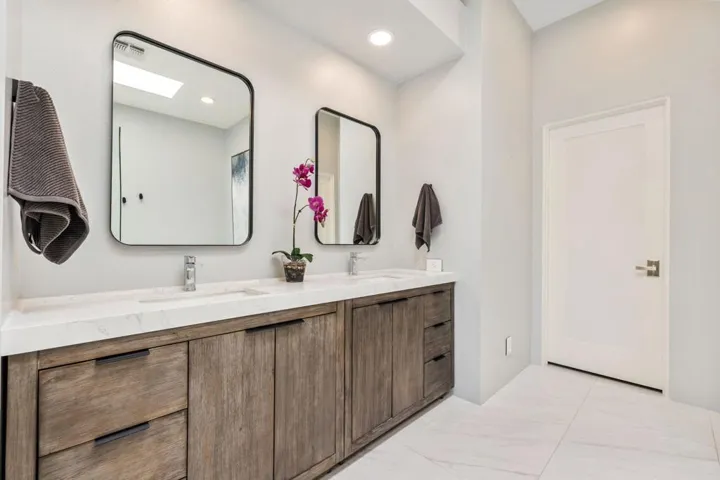 58-web-or-mls-8M4A4521