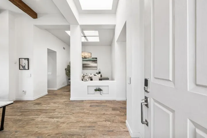 49-web-or-mls-8M4A4576