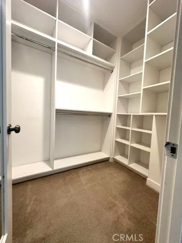 Walk in closet