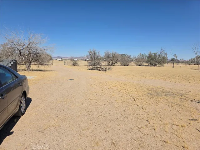 39070 Yucca, Newberry Springs, California 92398