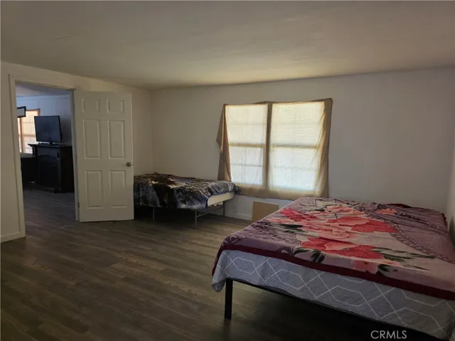 Master Bedroom with 2 beds