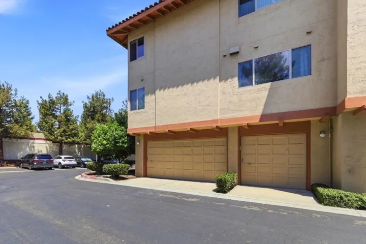 20740 Celeste Circle, Cupertino, California 95014