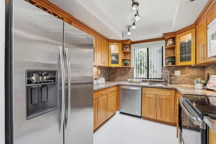 20740 Celeste Circle, Cupertino, California 95014