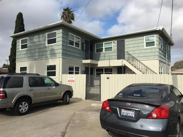 1604 Pacific Beach Drive 1604, San Diego, California 92109