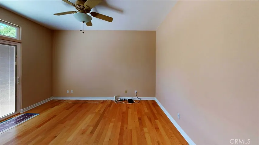 4936 Llano, Woodland Hills, California 91364