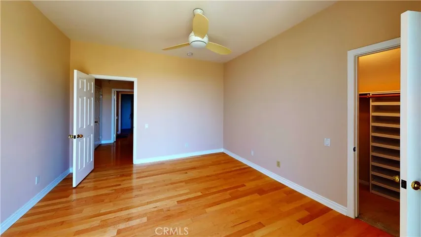 4936 Llano, Woodland Hills, California 91364