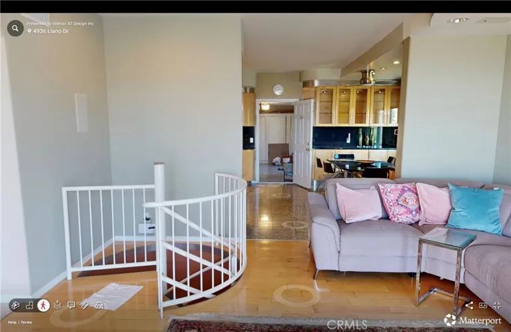 4936 Llano, Woodland Hills, California 91364