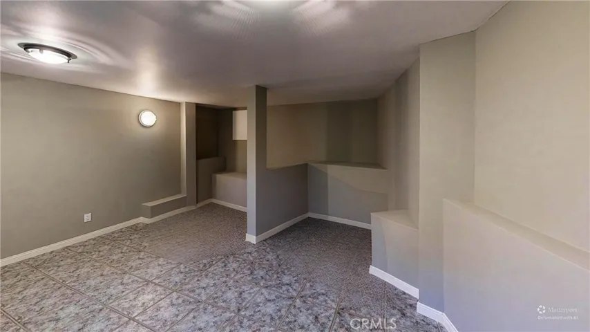 4936 Llano, Woodland Hills, California 91364