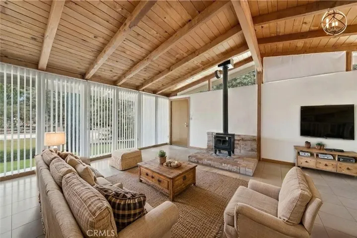 Living Room - Virtual Stage