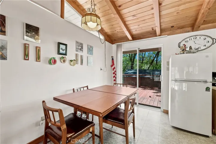 12390 Ridge, Middletown, California 95461