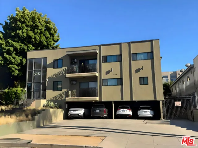 5032 Maplewood Avenue 103, Los Angeles, California 90004