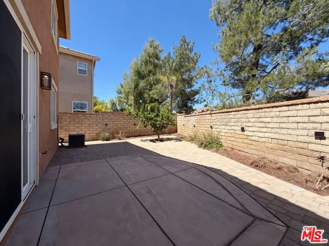 29206 Rio Lobo Way, Valencia, California 91354
