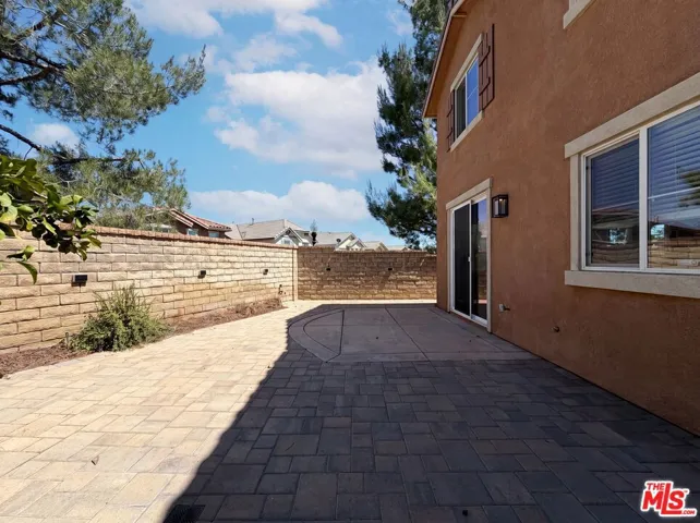29206 Rio Lobo Way, Valencia, California 91354