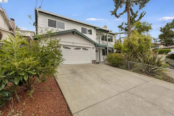 19435 Yuma St, Castro Valley, California 94546-3238