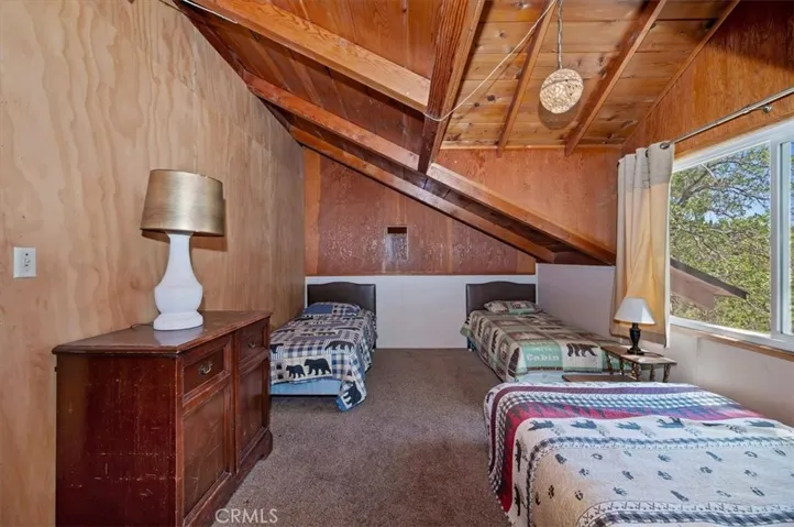 Upstairs bonus room