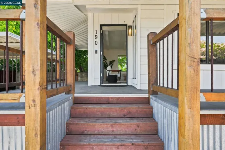 190 Medina Dr, Pacheco, California 94553