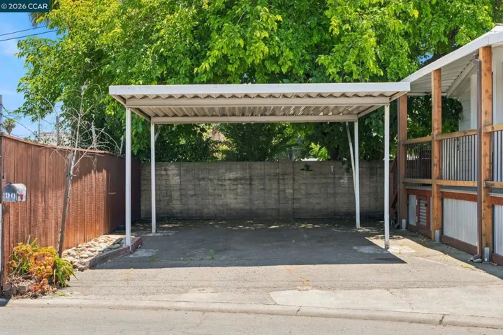 190 Medina Dr, Pacheco, California 94553