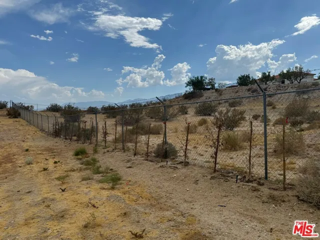 15935 Mary Circle, Desert Hot Springs, California 92241