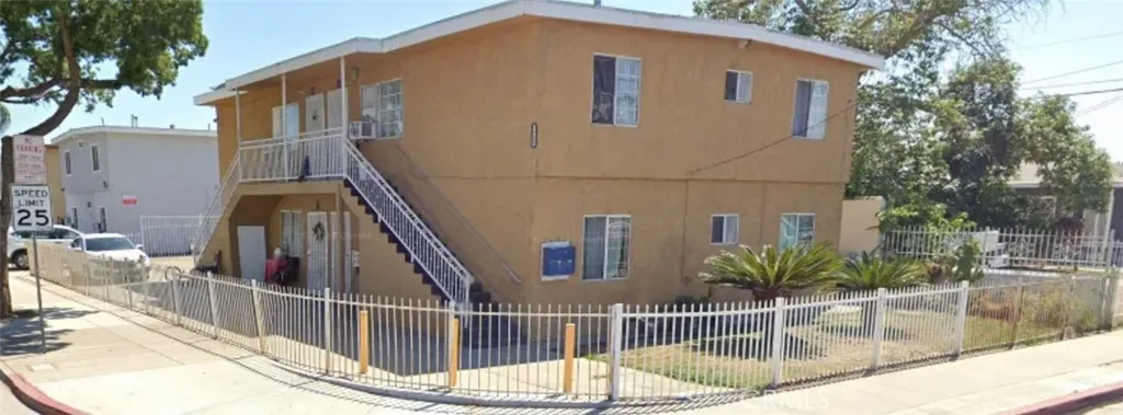 7701 Walker, Cudahy, California 90201