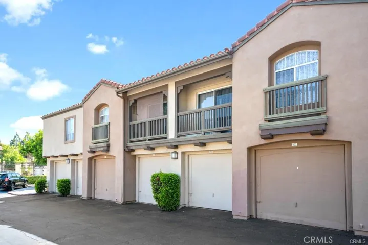 8522 E Baker Hill Road B, Orange, California 92869