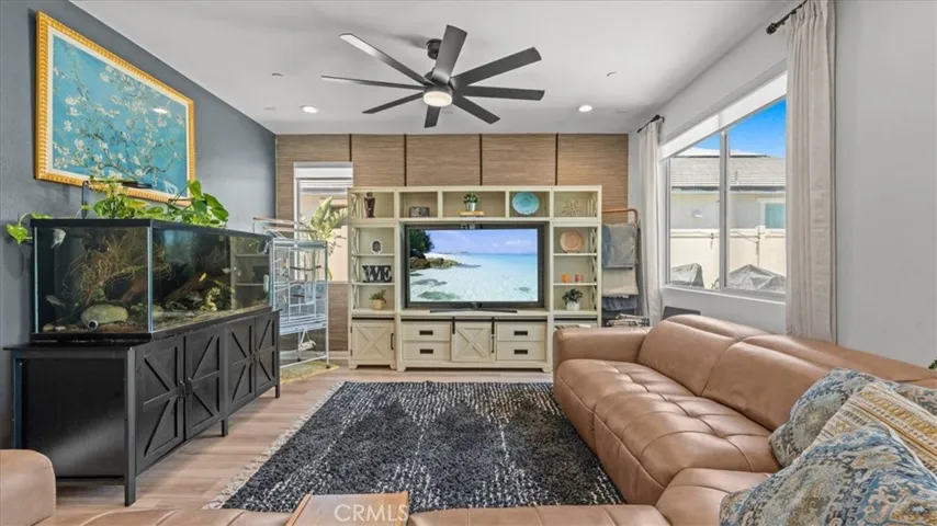 4230 Empressa Circle, Lake Elsinore, California 92530