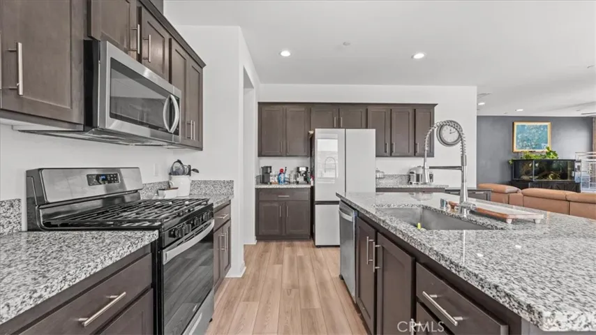 4230 Empressa Circle, Lake Elsinore, California 92530