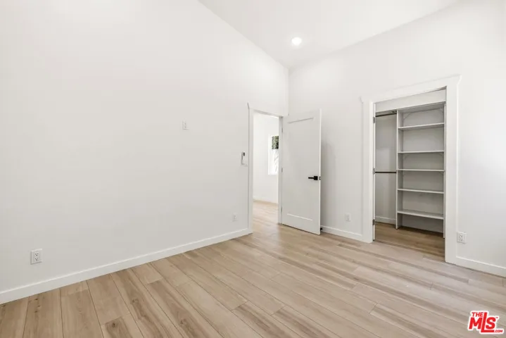 22320 Itasca Street, Chatsworth, California 91311