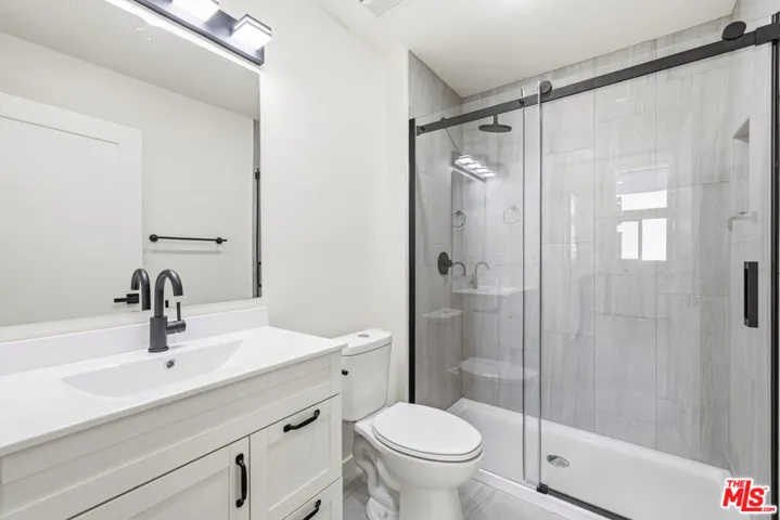 22320 Itasca Street, Chatsworth, California 91311