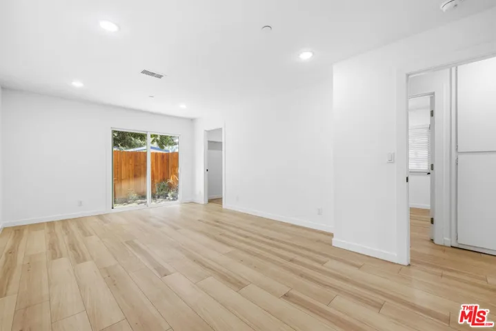22320 Itasca Street, Chatsworth, California 91311