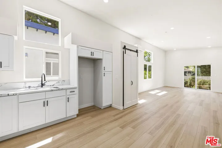 22320 Itasca Street, Chatsworth, California 91311