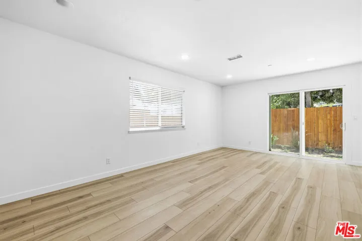 22320 Itasca Street, Chatsworth, California 91311