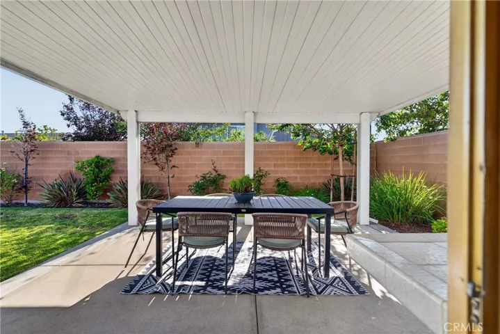 24729 Neptune Avenue, Carson, California 90745