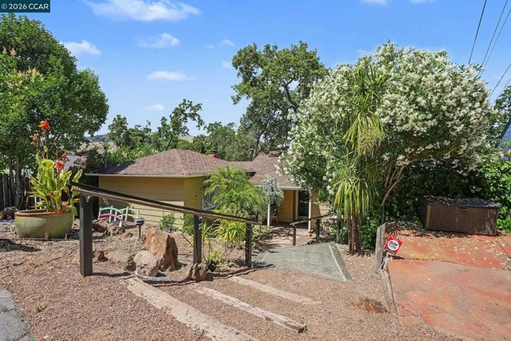 980 Hawthorn Dr.., Lafayette, California 94549