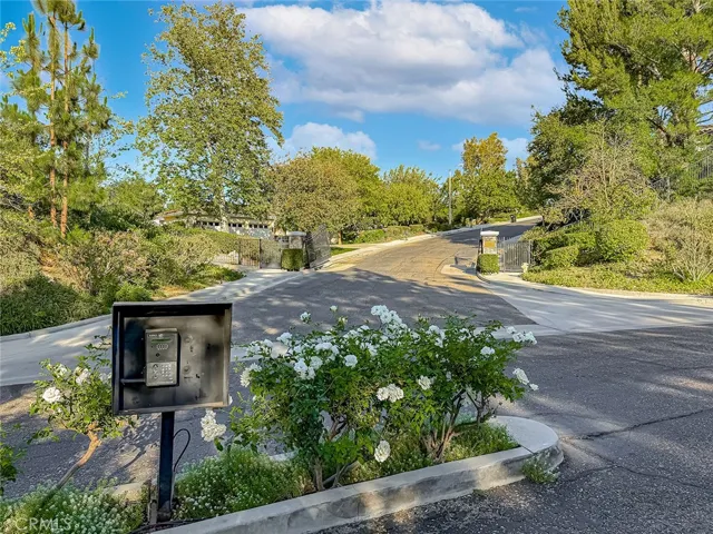 751 Parmenter Court, Thousand Oaks, California 91362