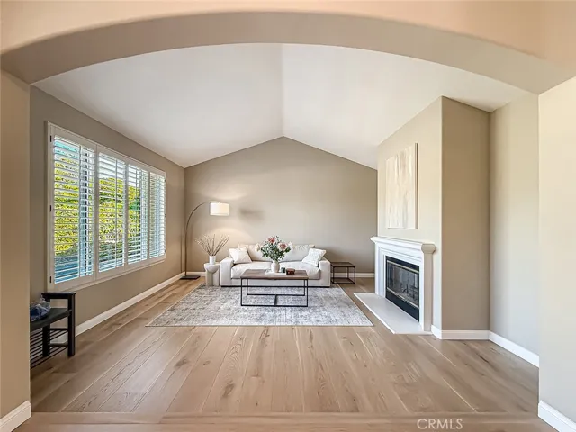 751 Parmenter Court, Thousand Oaks, California 91362