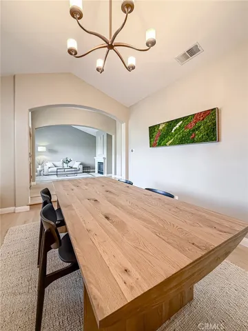 751 Parmenter Court, Thousand Oaks, California 91362
