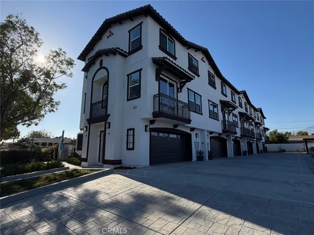 1444 W Stoneridge Court, Ontario, California 91762